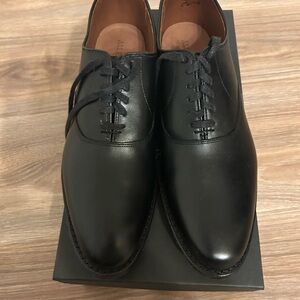 Allen Edmonds Carlyle - Classic Black Leather Men's Dress Shoes
